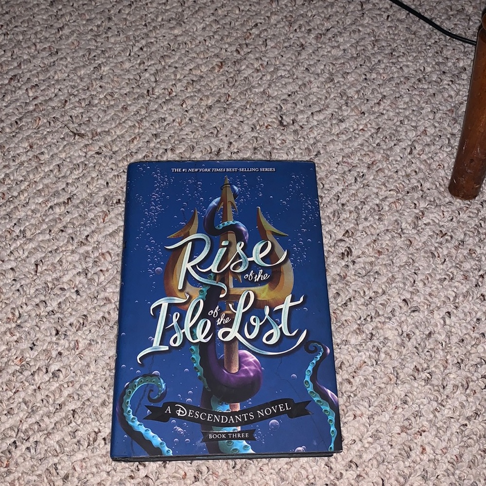 Disney Descendants Novel(Rise of the Isle of the Lost book 3).